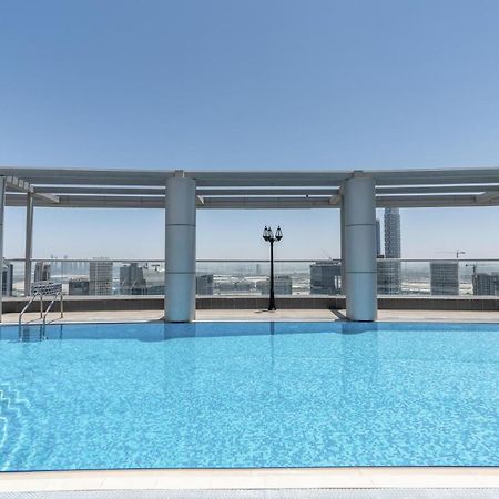 Spacious 2 Beds 5 Min Walk From Dubai Mall With Brand New Gym And Rooftop Swimming Pool Apartment Exterior photo